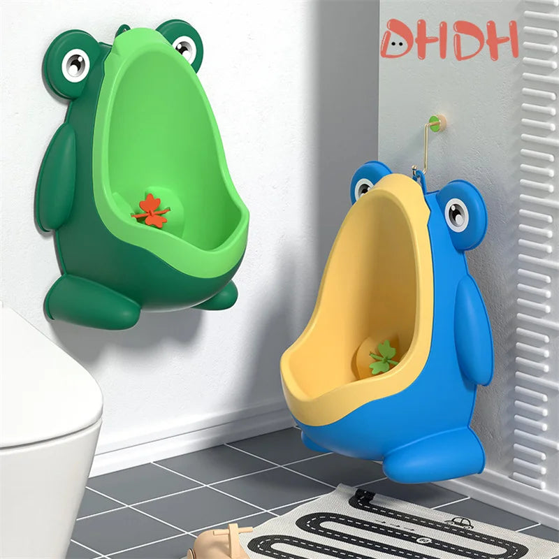 Cute Frog Children Toilet Potty Training Urinal Kids Toddler Pee Trainer for Boys Bathroom with Funny Aiming Target Baby Toilet