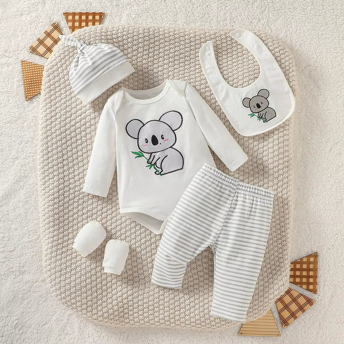 4Pcs Baby Boy'S All Seasons Full Cartoon Elephant Streetwear Fashion Pantsuit +Hat +Gloves+Bib